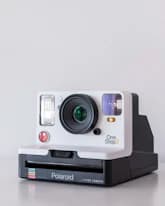 colorful background, product research tool, retro instant camera, nostalgic niche discovery, trending vintage