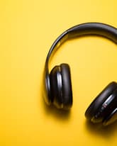 colorful background, viral product find, black wireless headphones, audio niche analysis, shopify winning item